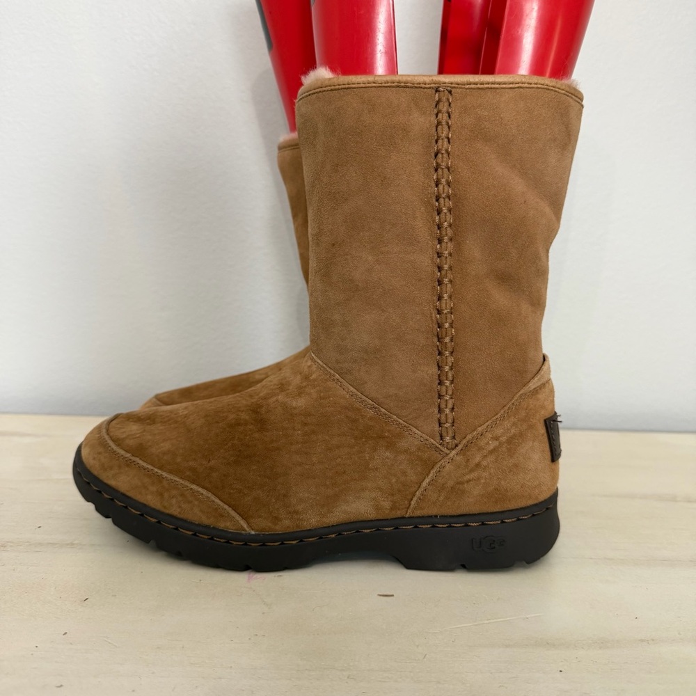 Ugg brown Leather Michaela Winter Boots